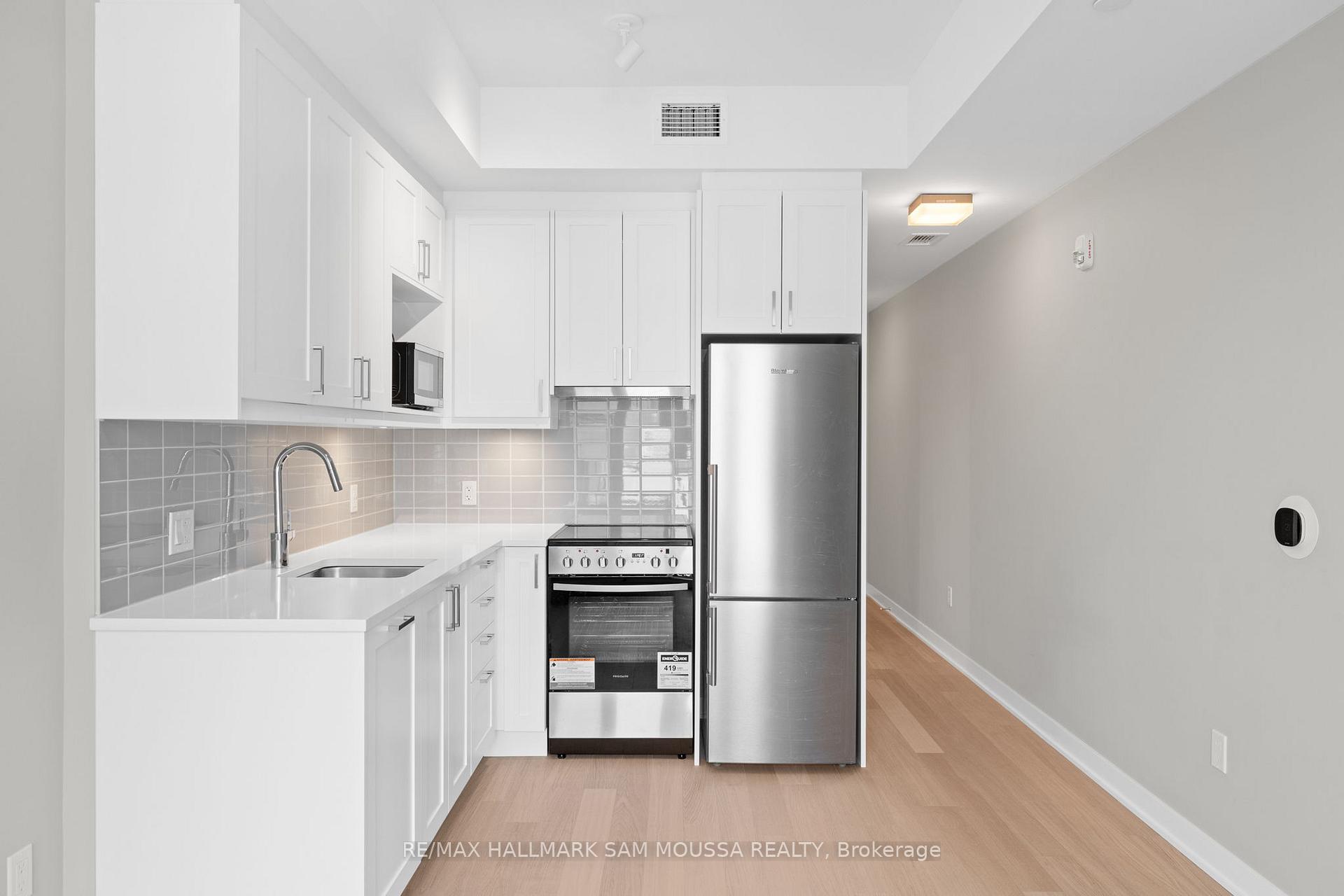 Photo 14 of Unit 207, 360 Deschatelets Avenue, Ottawa, Ottawa East — HOMEH