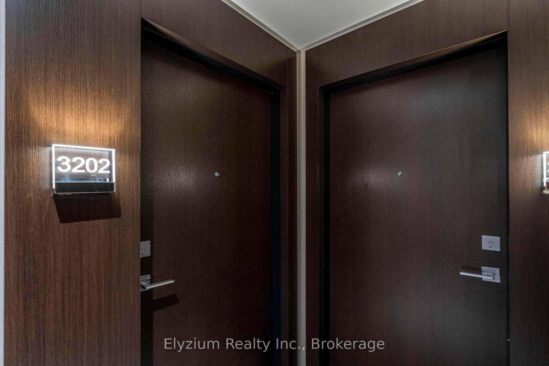 Photo 6 of Unit 3202, 2221 Yonge Street, Toronto, Mount Pleasant West — HOMEH