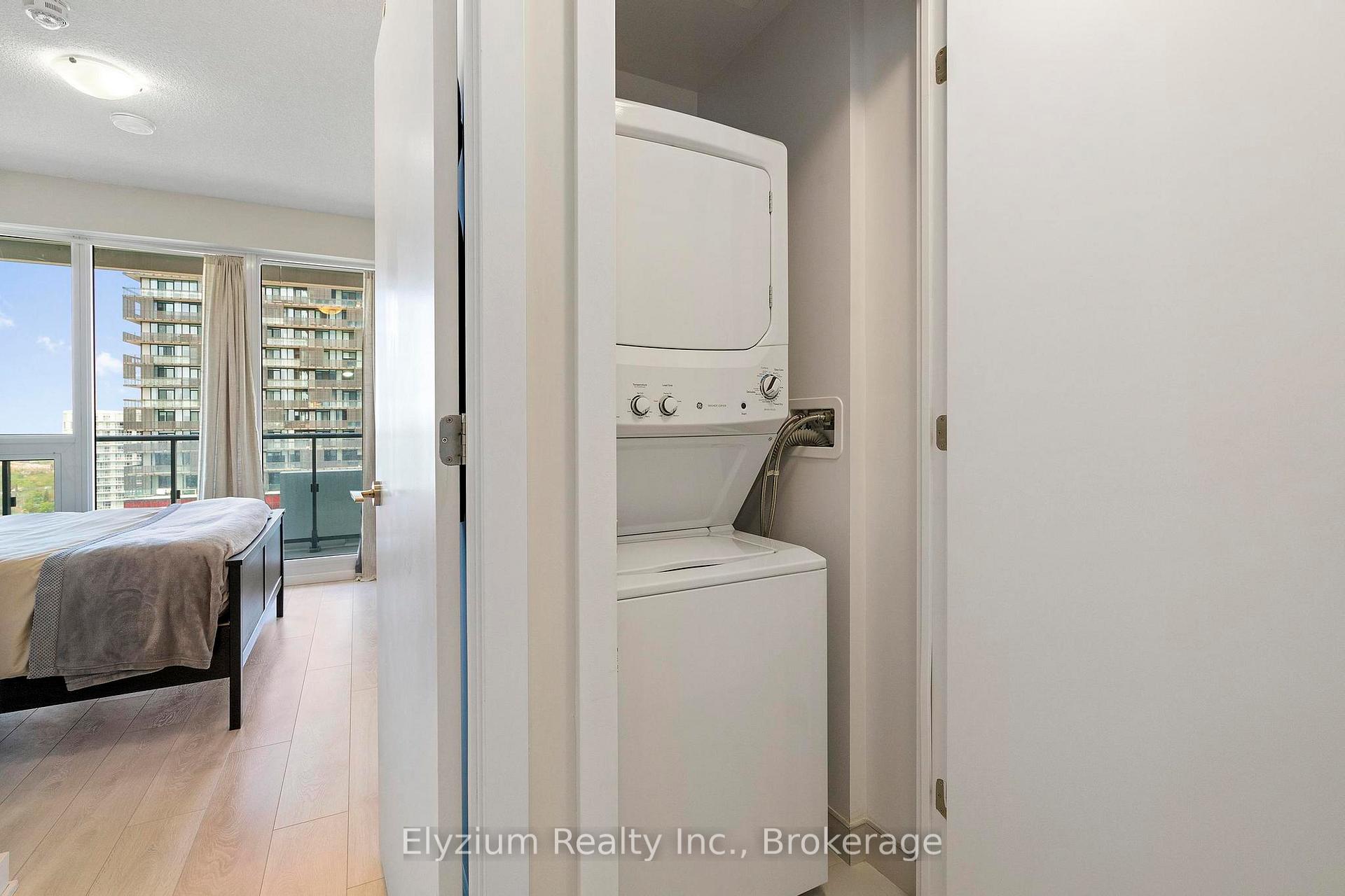 Photo 18 of Unit 3202, 2221 Yonge Street, Toronto, Mount Pleasant West — HOMEH