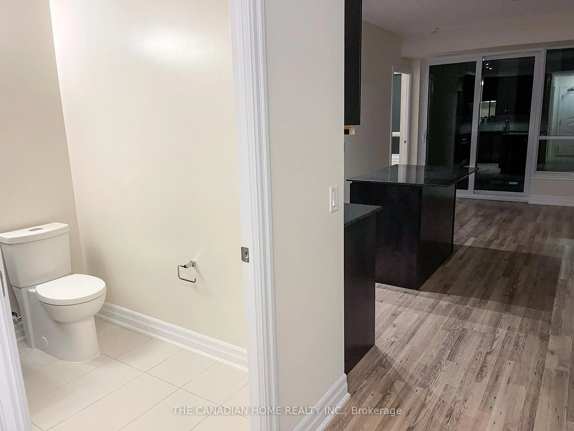 Photo 4 of Unit 710, 9075 Jane Street, Vaughan, Concord — HOMEH
