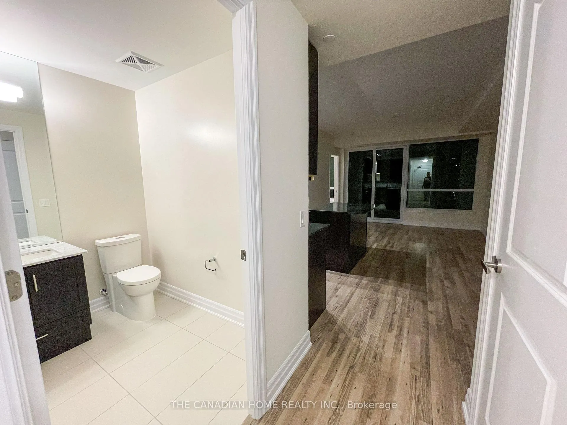 Photo 6 of Unit 710, 9075 Jane Street, Vaughan, Concord — HOMEH
