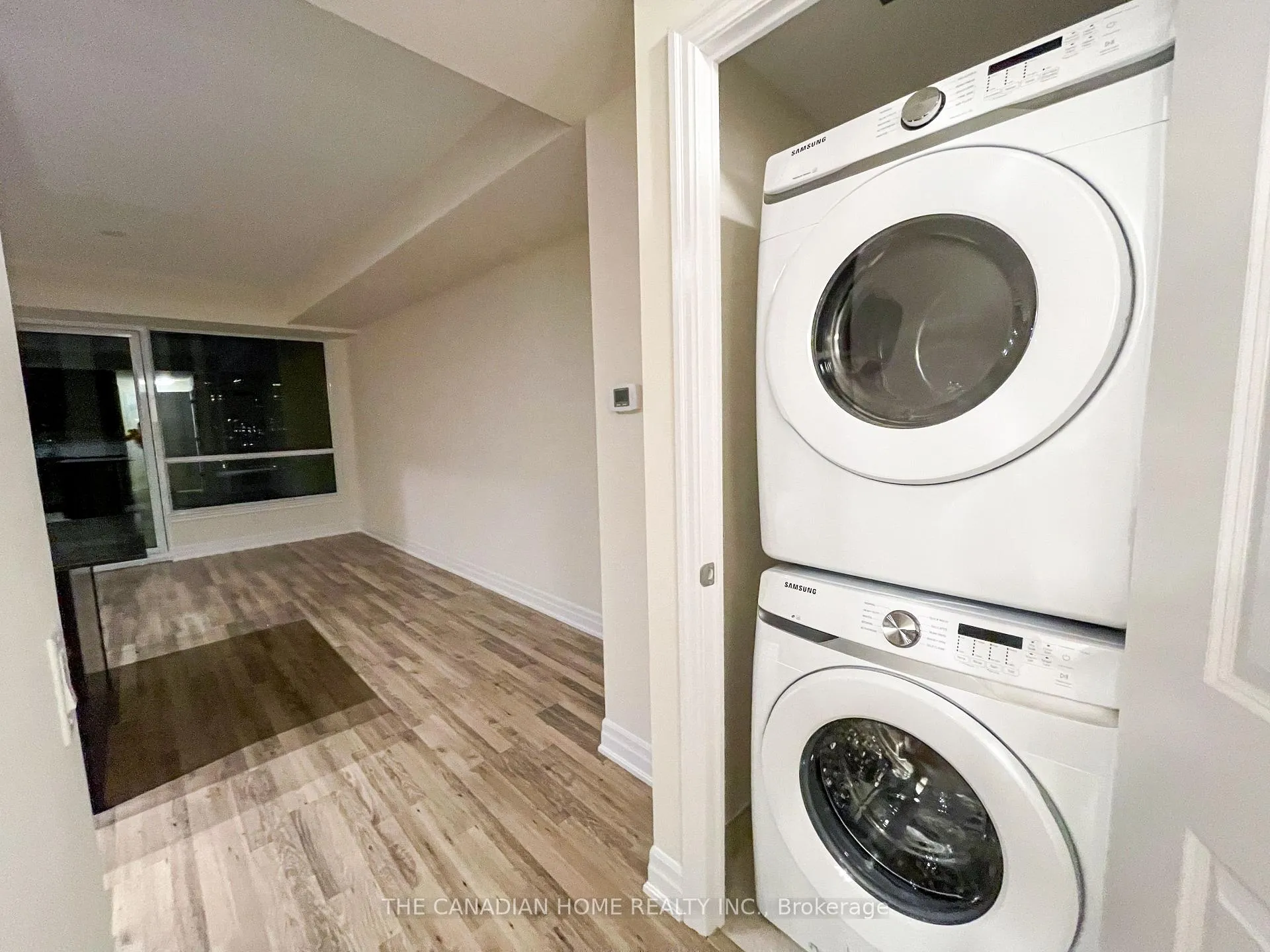 Photo 7 of Unit 710, 9075 Jane Street, Vaughan, Concord — HOMEH