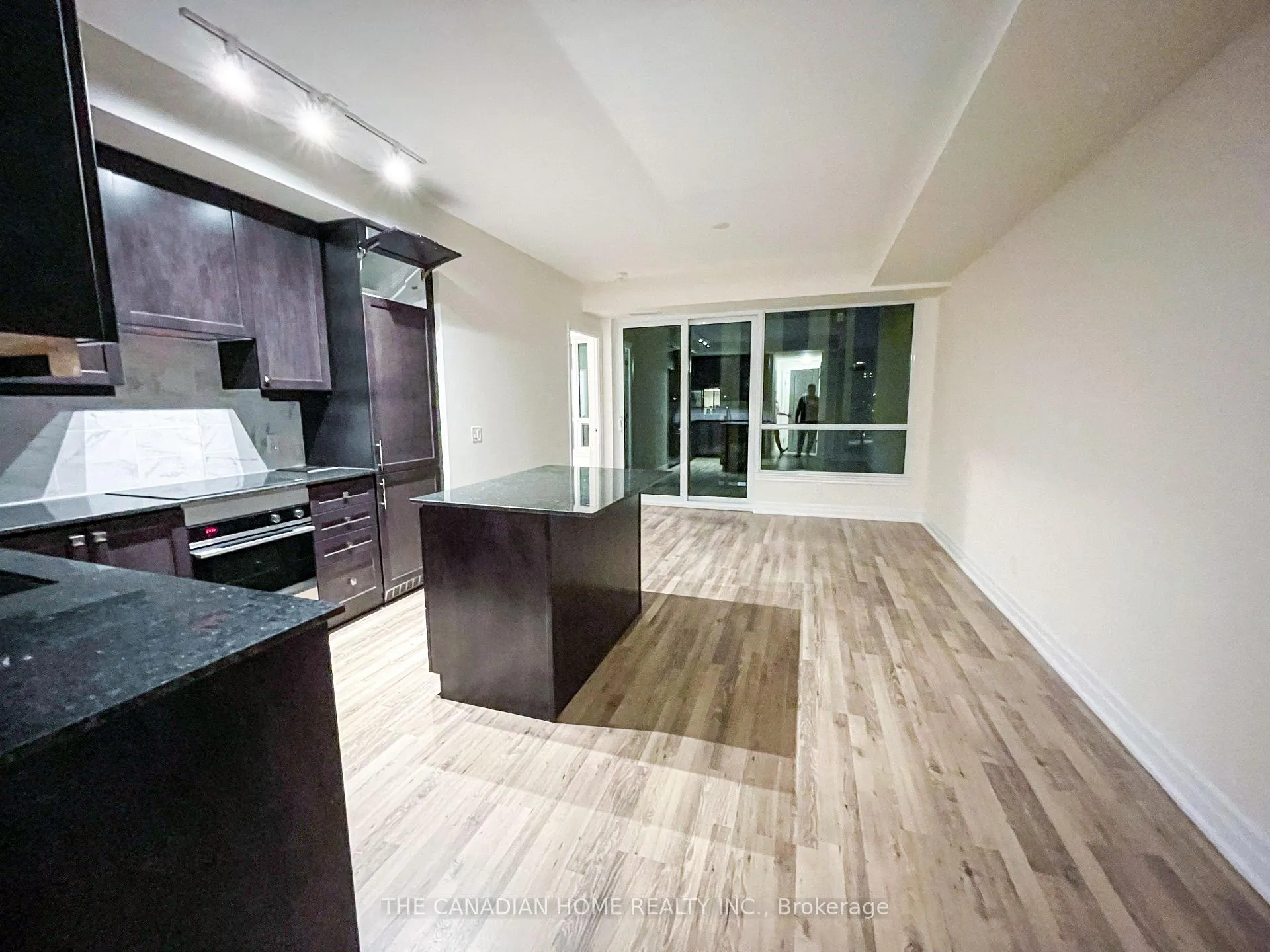 Photo 8 of Unit 710, 9075 Jane Street, Vaughan, Concord — HOMEH
