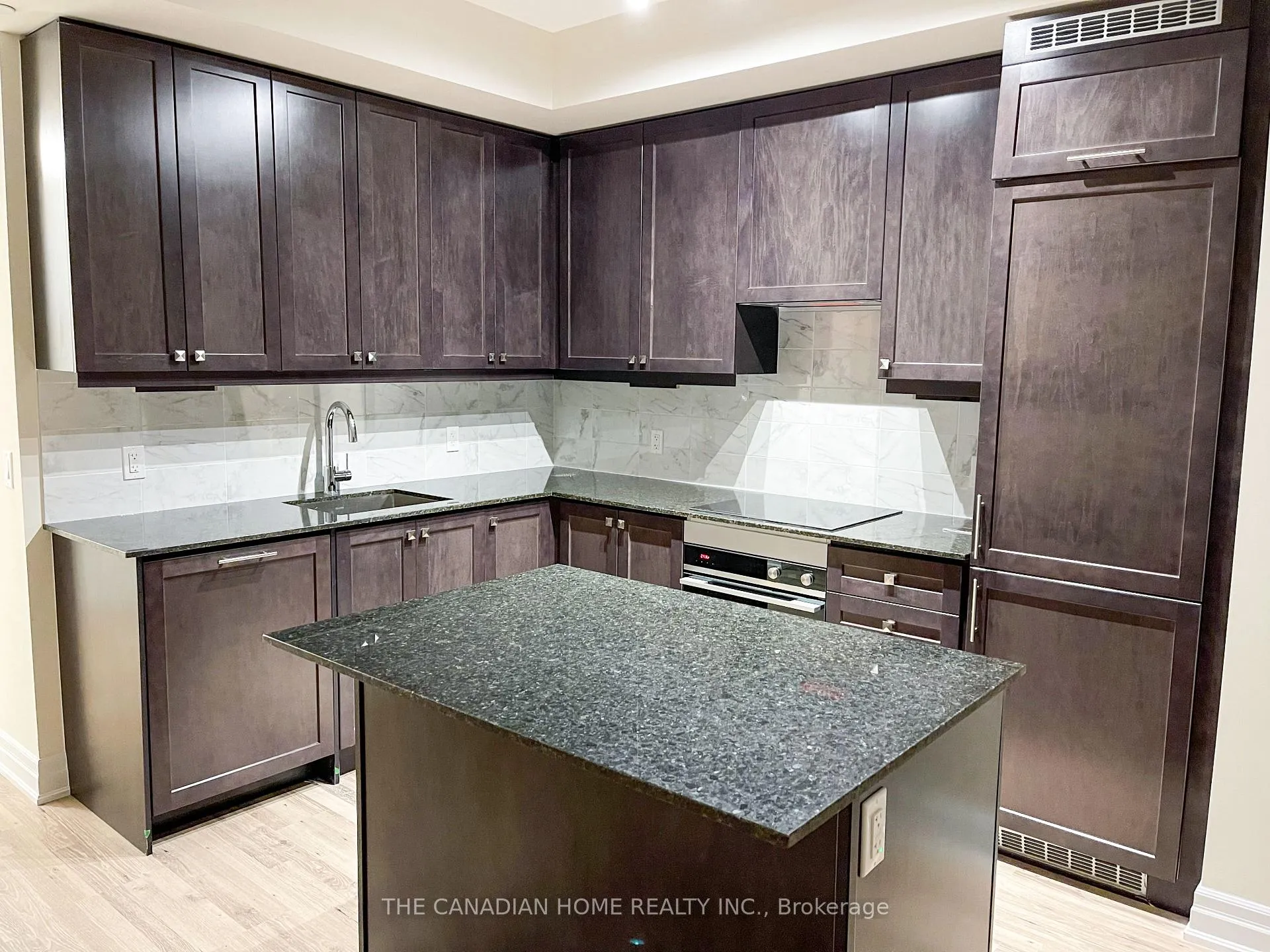 Photo 13 of Unit 710, 9075 Jane Street, Vaughan, Concord — HOMEH