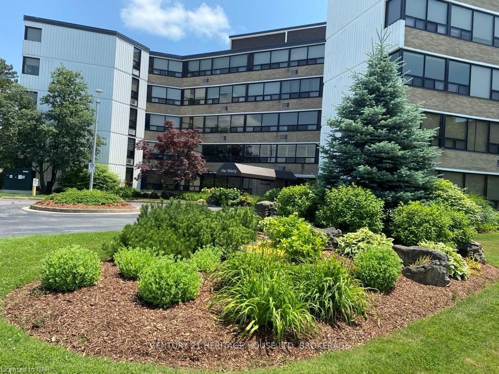 Photo 2 of Unit 310A, 190 Hwy 20 W, Pelham, Fonthill — HOMEH
