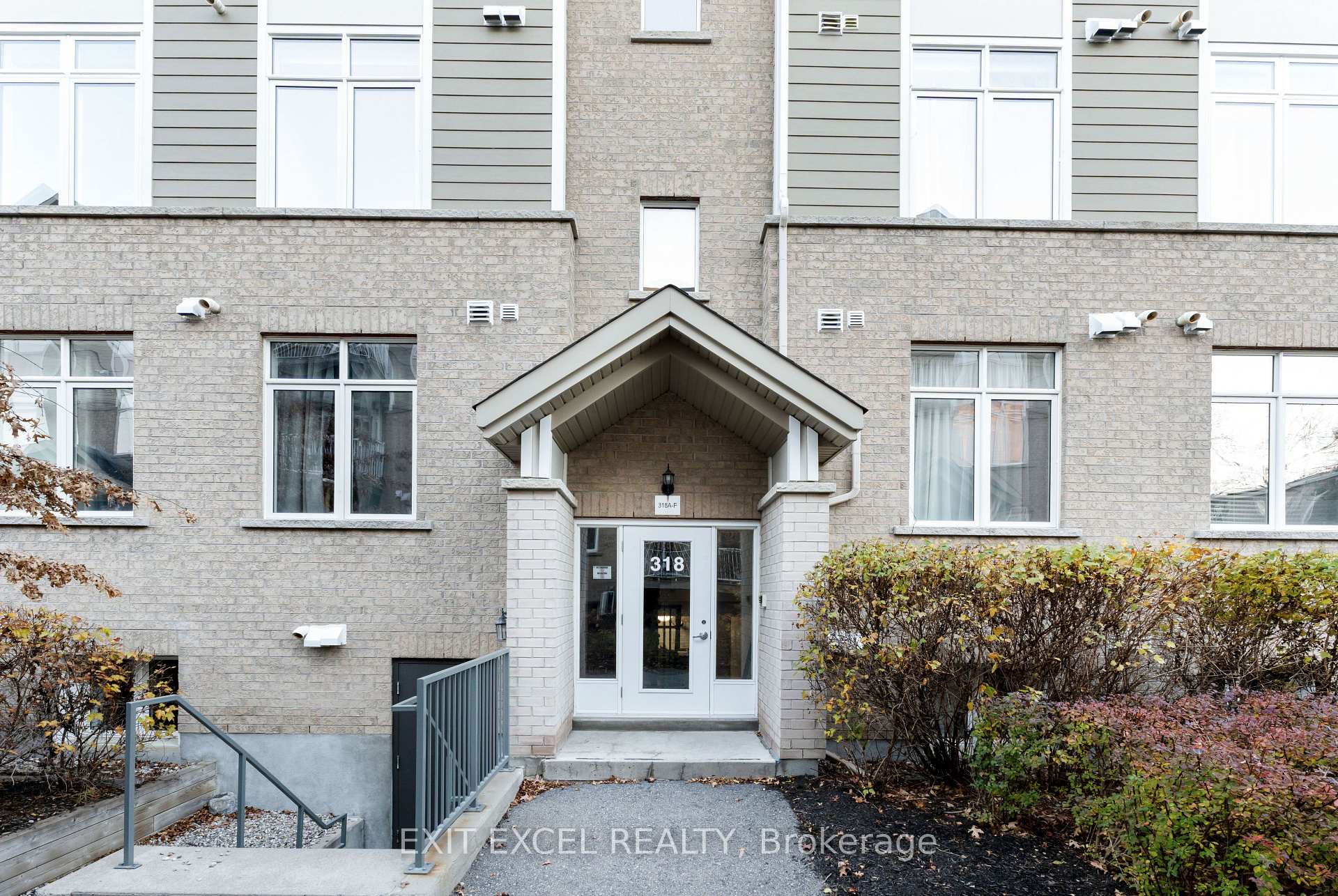Photo 1 of Unit C, 318 Everest, Ottawa, Elmvale Acres — HOMEH