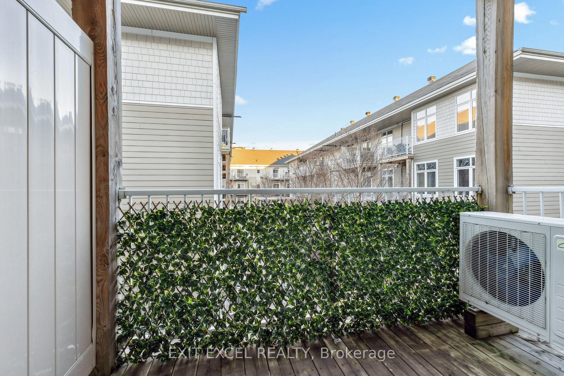 Photo 12 of Unit C, 318 Everest, Ottawa, Elmvale Acres — HOMEH