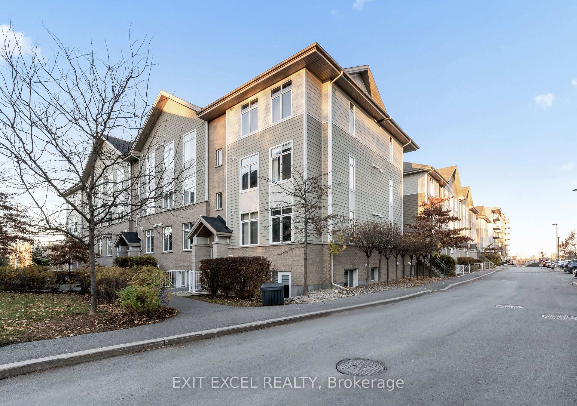 Photo 24 of Unit C, 318 Everest, Ottawa, Elmvale Acres — HOMEH