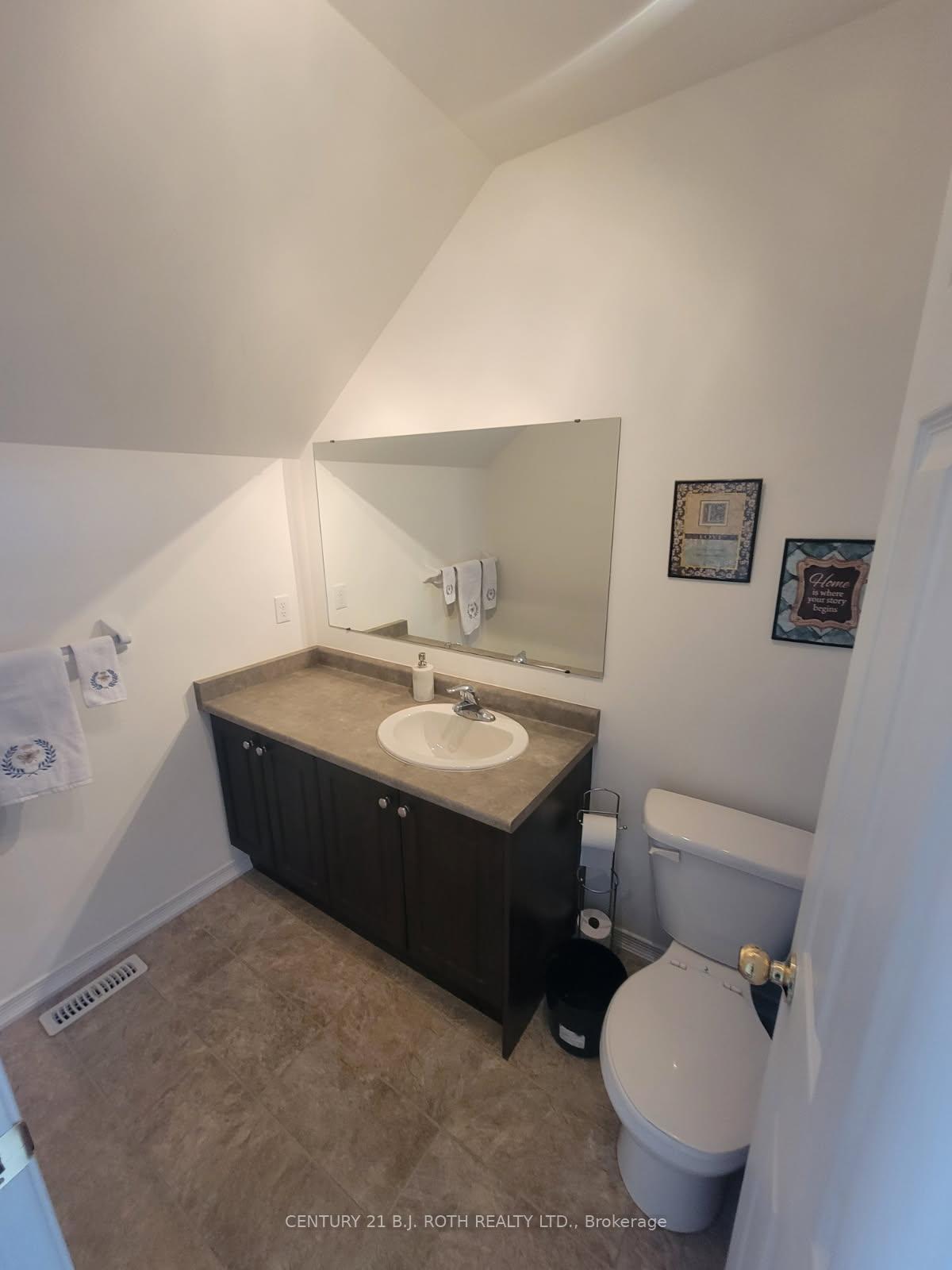 Photo 11 of Unit 37, 175 Stanley Street, Barrie, East Bayfield — HOMEH