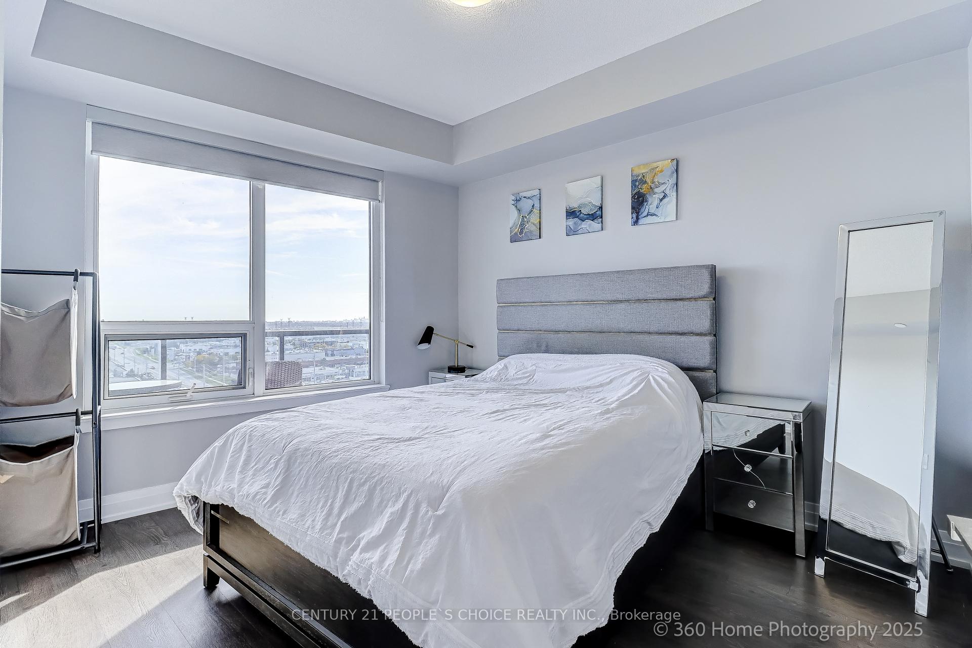 Photo 8 of Unit 1104, 3700 highway 7, Vaughan, Vaughan Corporate Centre — HOMEH