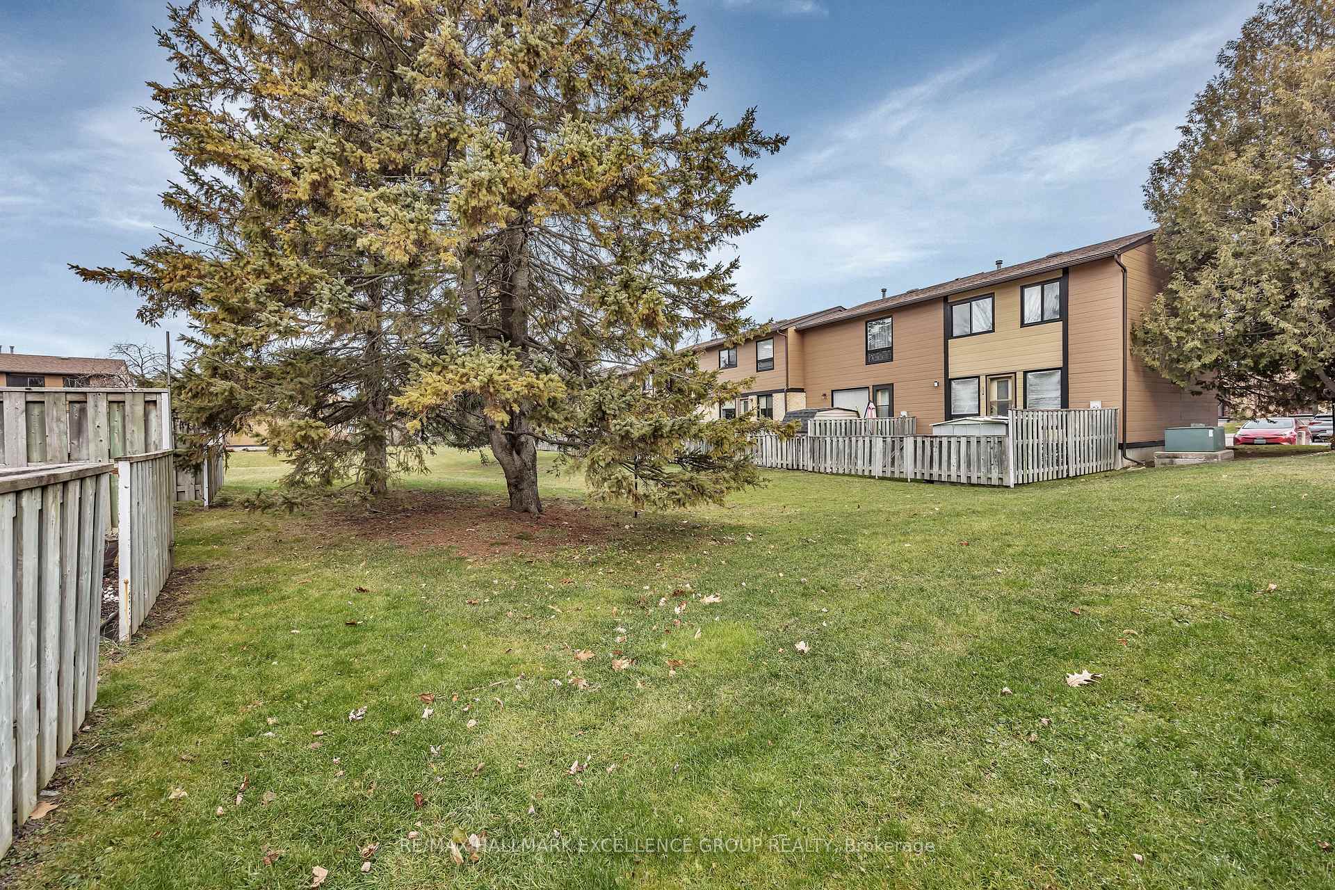 Photo 33 of Unit 67, 6951 Bilberry Drive, Ottawa, Convent Glen North — HOMEH