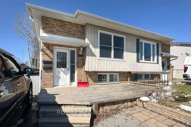 Front of 1286 Sunningdale Avenue
