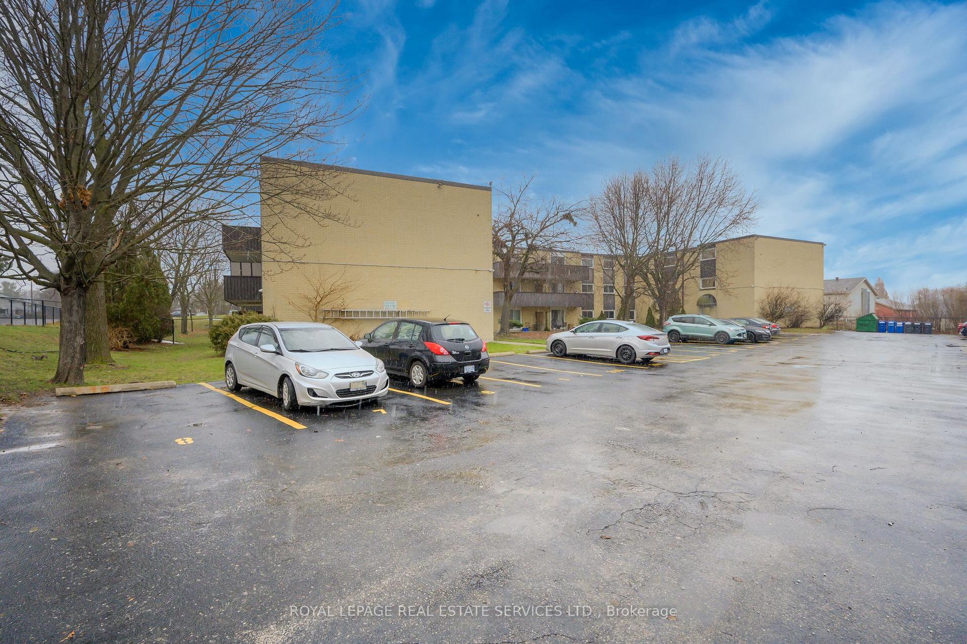 Photo 24 of Unit 202, 75 Hazelglen Drive, Kitchener — HOMEH