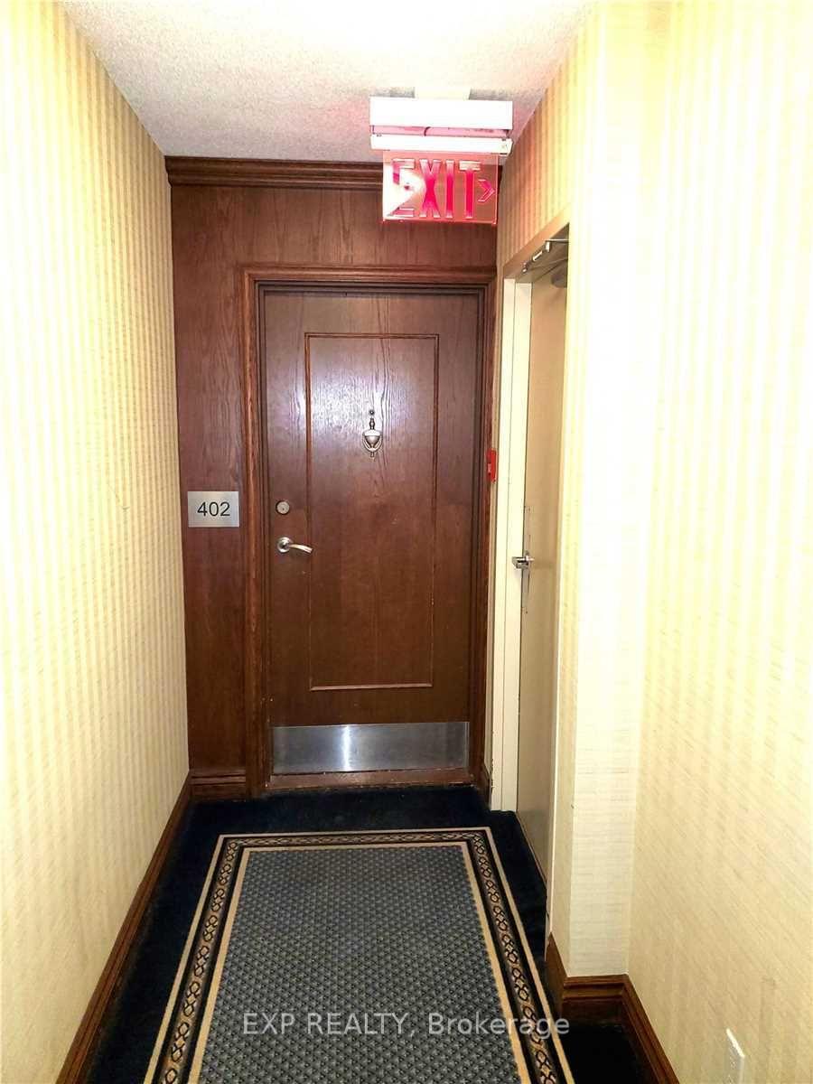 Photo 7 of Unit 402, 980 Broadview Avenue, Toronto, Broadview North — HOMEH