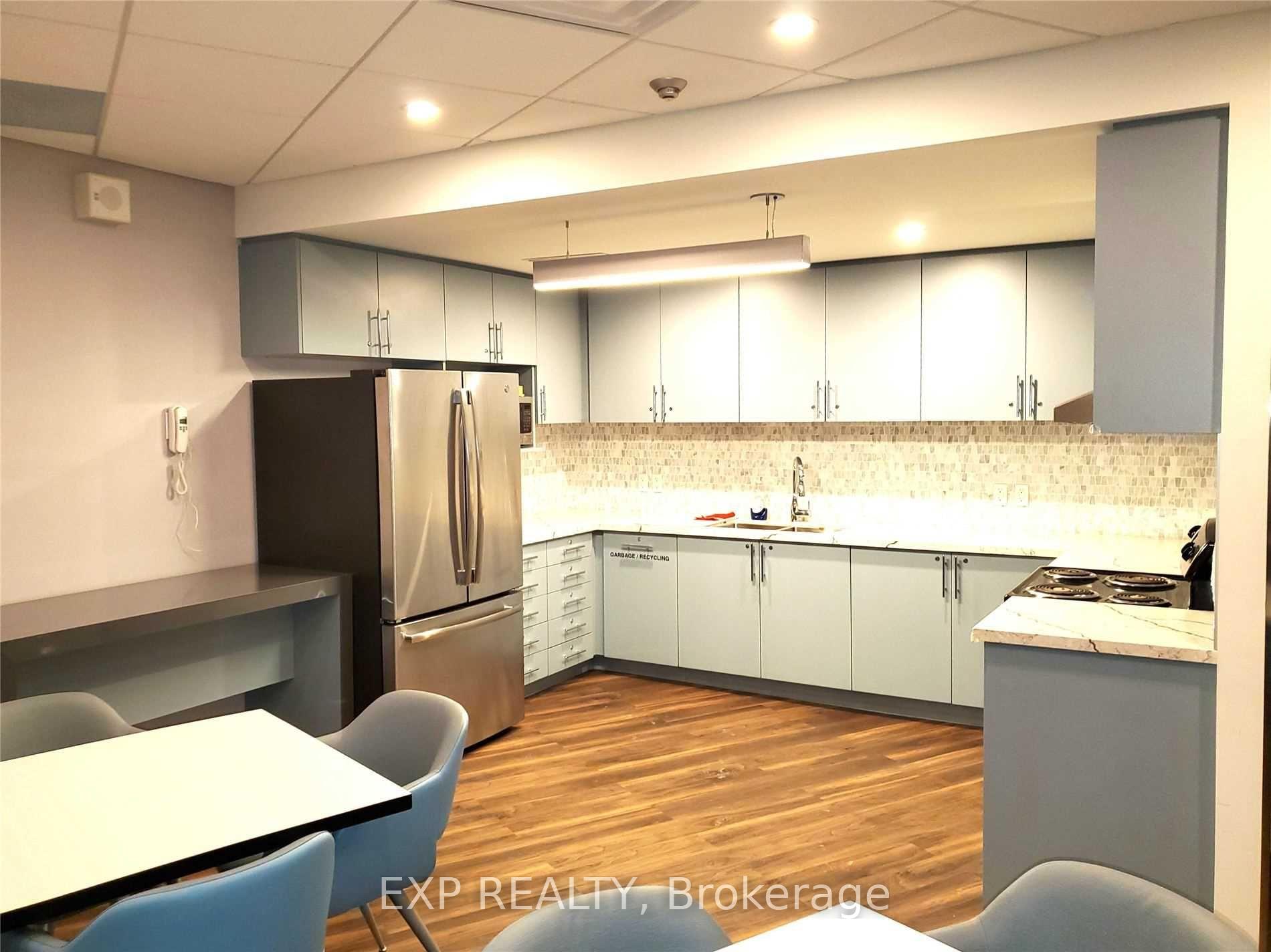Photo 18 of Unit 402, 980 Broadview Avenue, Toronto, Broadview North — HOMEH