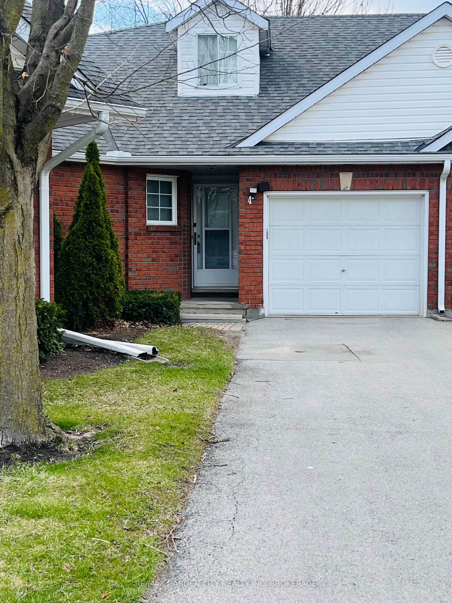 Front of Unit 4, 7370 Monastery Drive