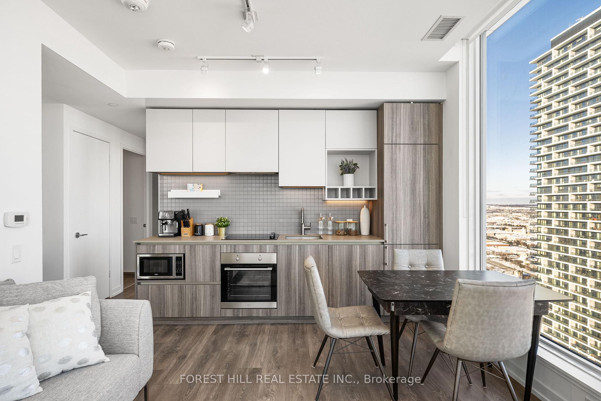 Photo 4 of Unit 4303, 5 Buttermill Avenue, Vaughan, Vaughan Corporate Centre — HOMEH
