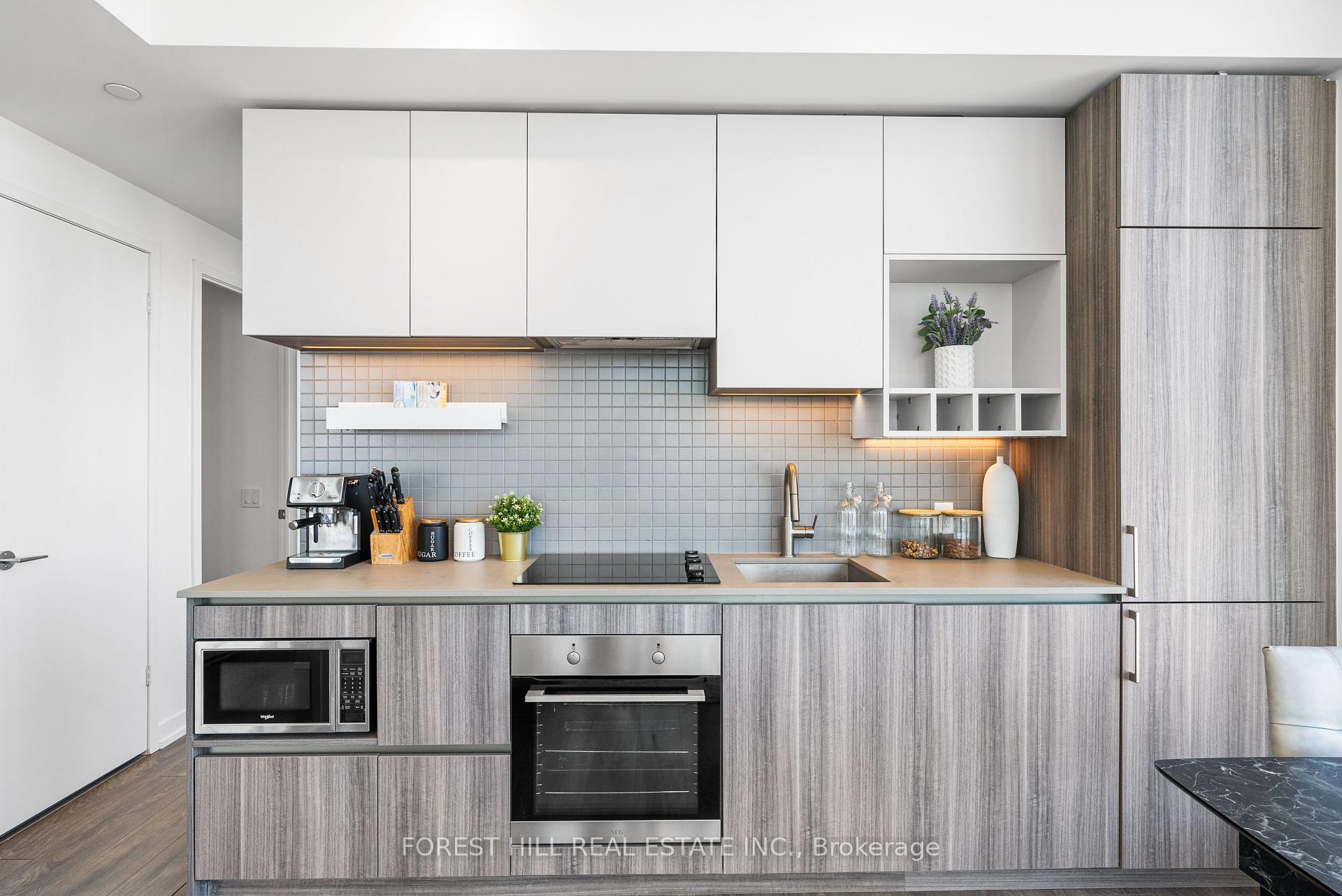 Photo 5 of Unit 4303, 5 Buttermill Avenue, Vaughan, Vaughan Corporate Centre — HOMEH