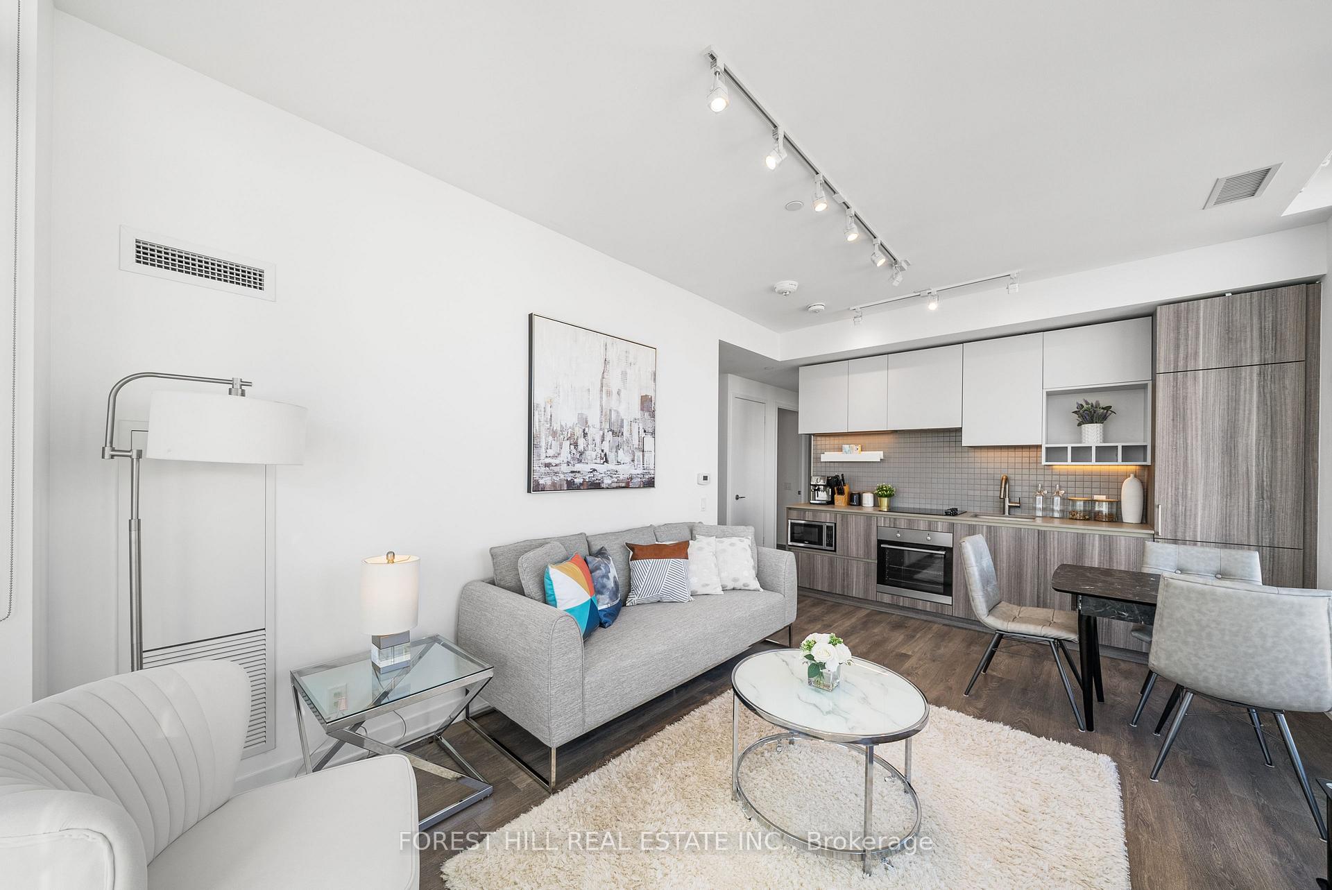 Photo 6 of Unit 4303, 5 Buttermill Avenue, Vaughan, Vaughan Corporate Centre — HOMEH