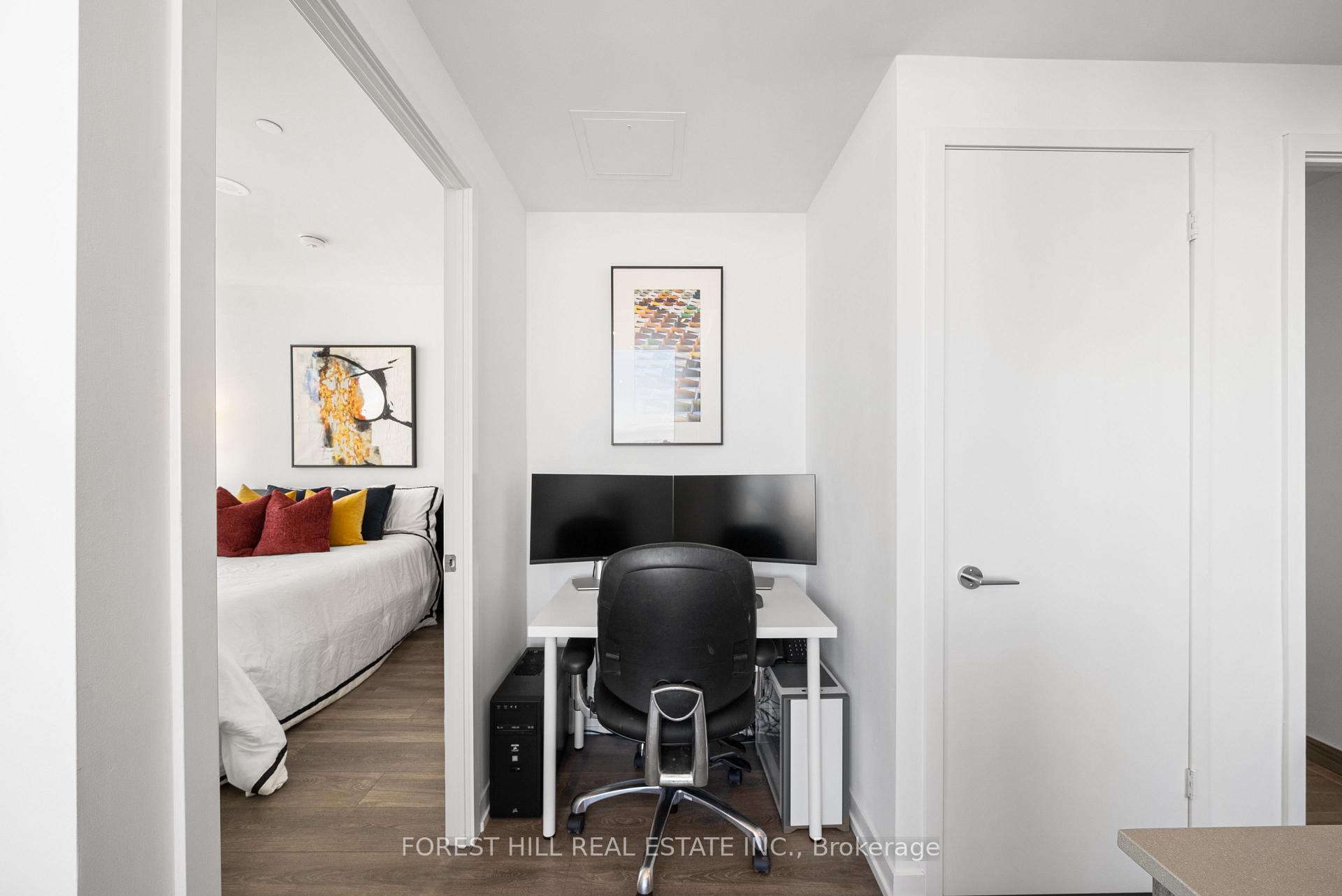 Photo 8 of Unit 4303, 5 Buttermill Avenue, Vaughan, Vaughan Corporate Centre — HOMEH