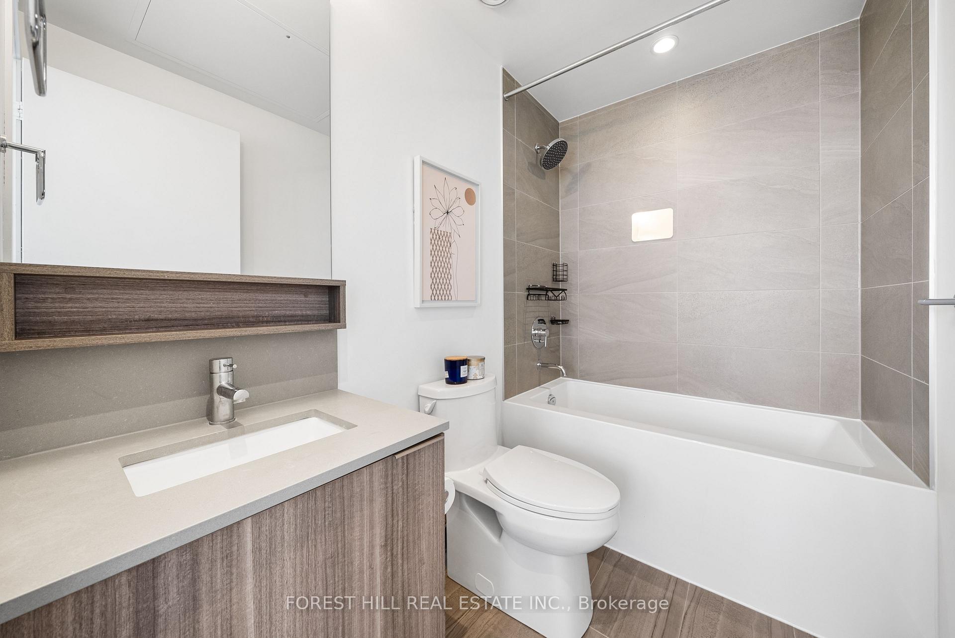 Photo 12 of Unit 4303, 5 Buttermill Avenue, Vaughan, Vaughan Corporate Centre — HOMEH