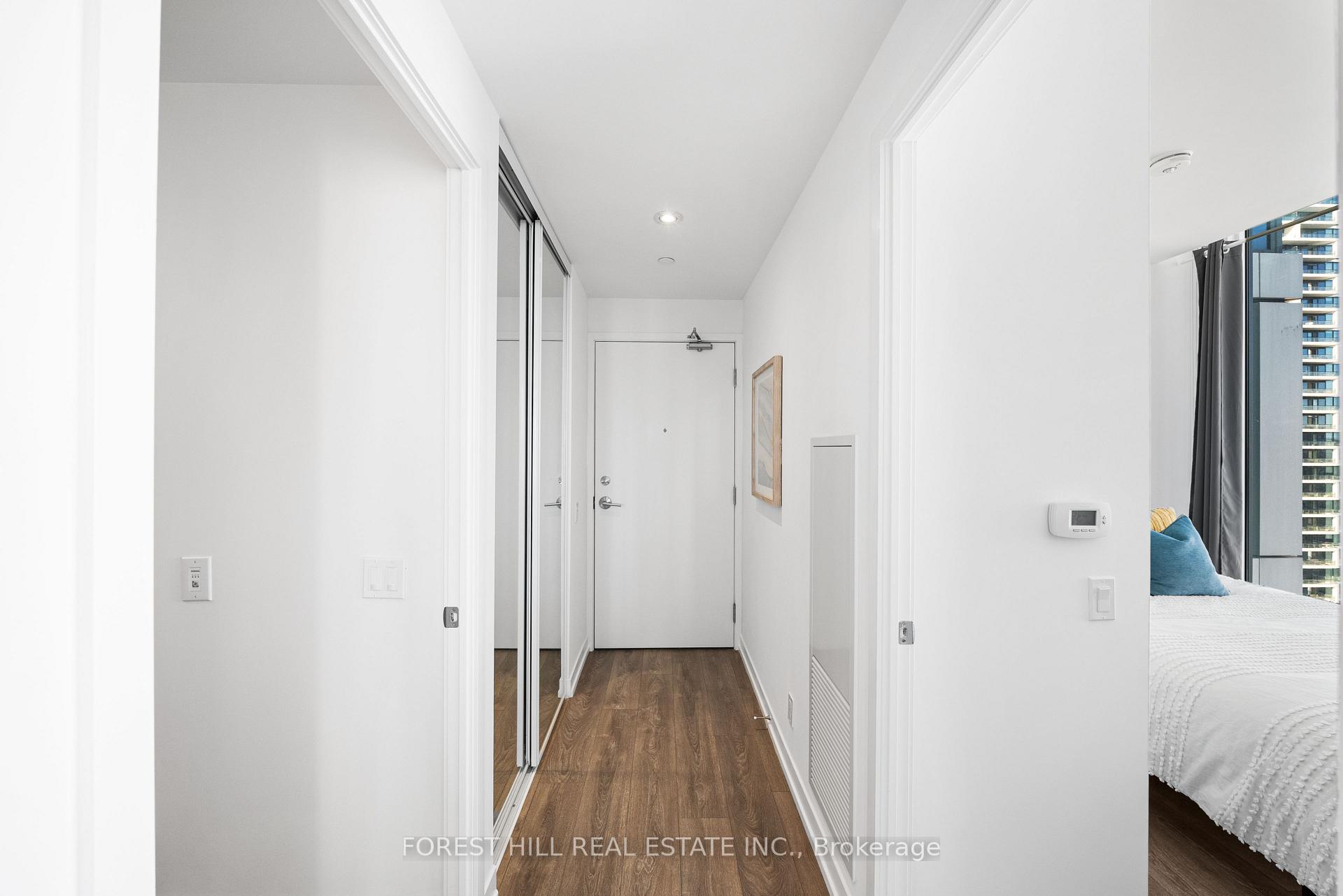 Photo 14 of Unit 4303, 5 Buttermill Avenue, Vaughan, Vaughan Corporate Centre — HOMEH