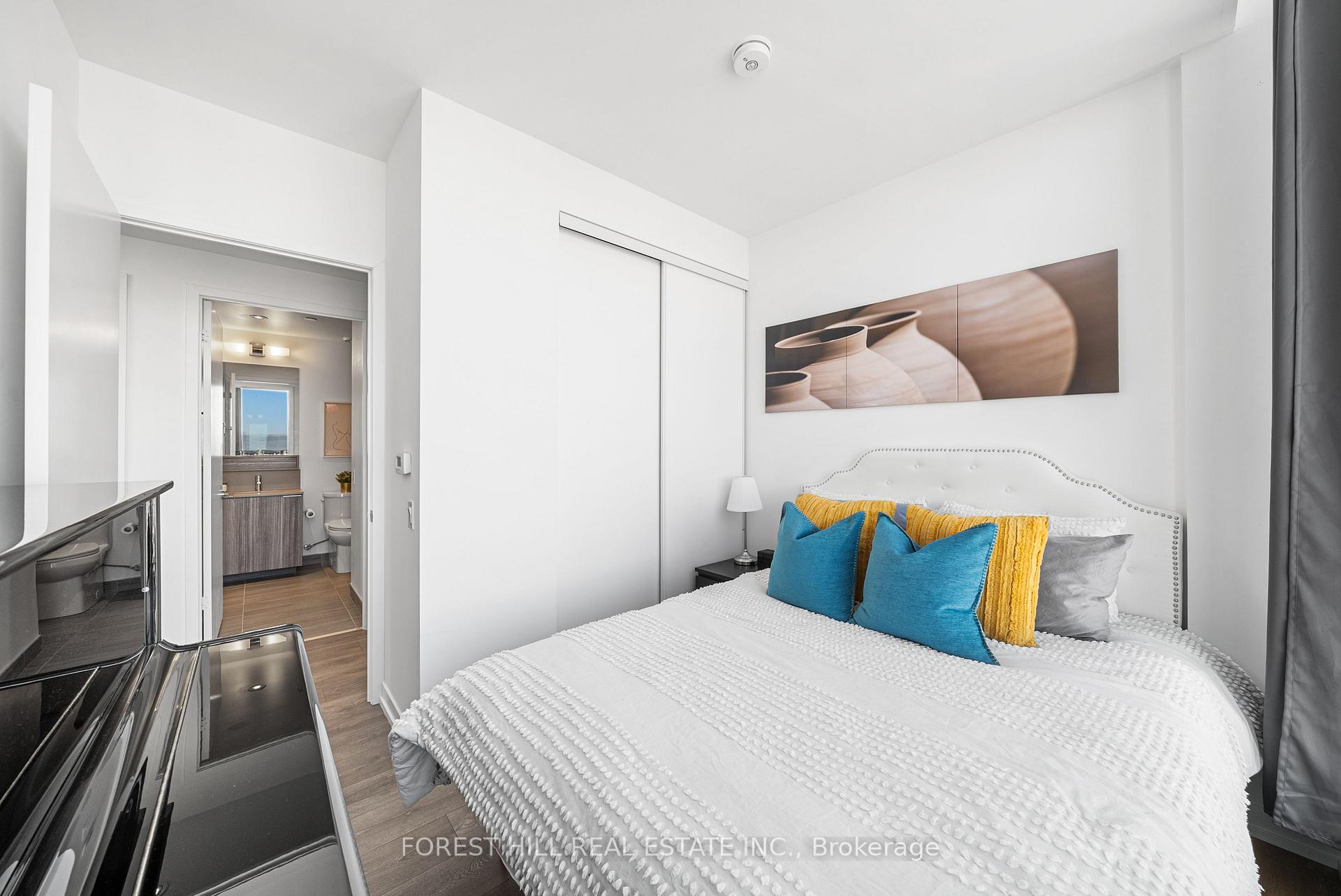 Photo 17 of Unit 4303, 5 Buttermill Avenue, Vaughan, Vaughan Corporate Centre — HOMEH