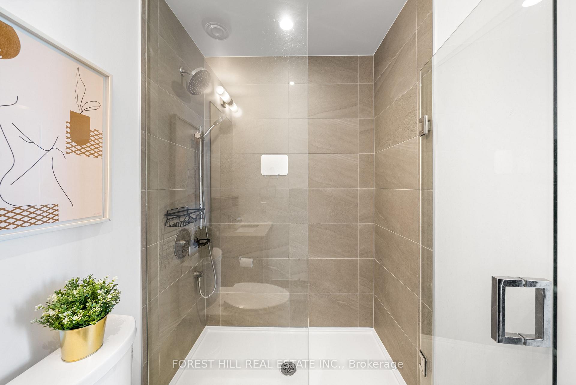 Photo 20 of Unit 4303, 5 Buttermill Avenue, Vaughan, Vaughan Corporate Centre — HOMEH