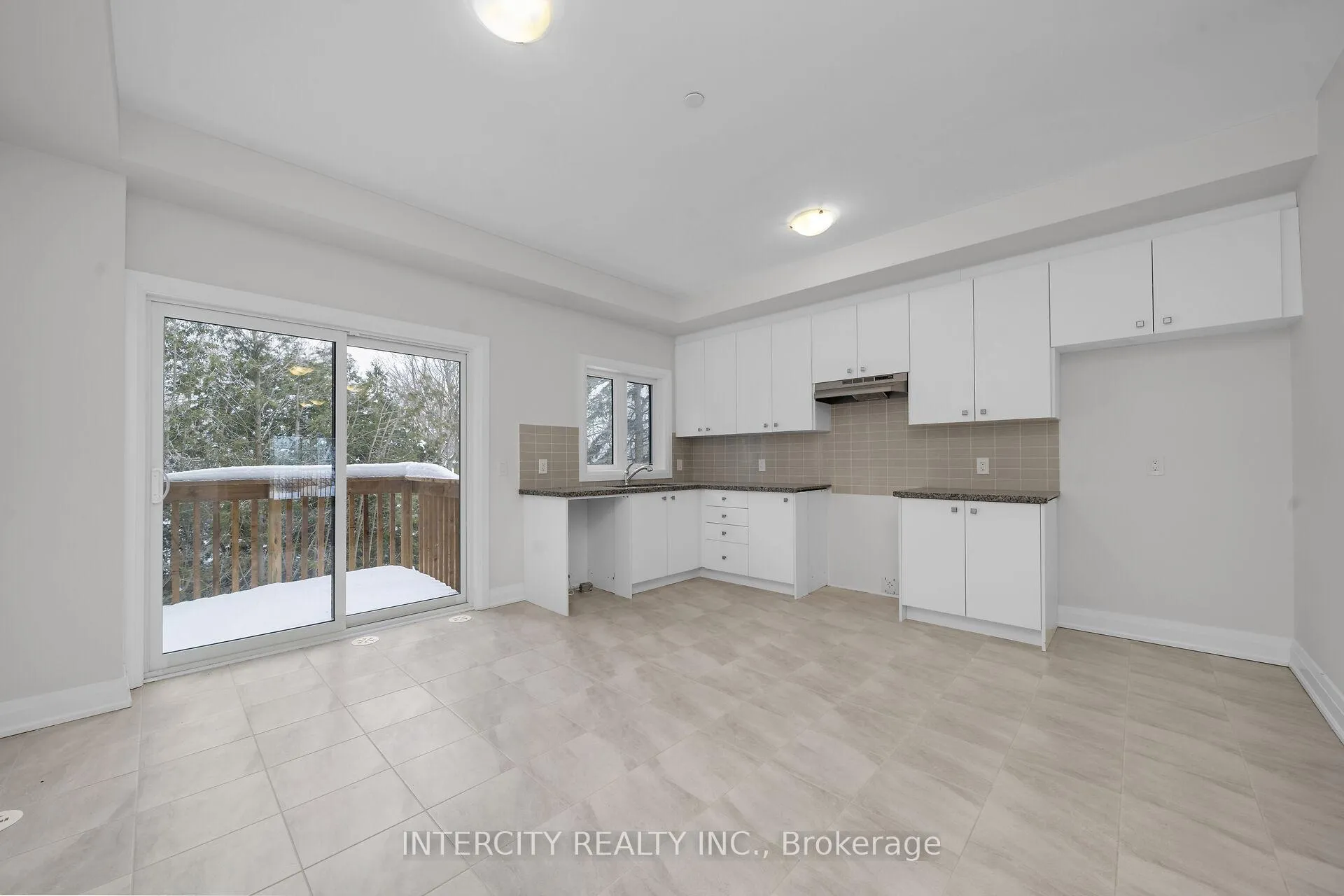 Photo 6 of Unit Unit 20, 79 Marret Lane, Clarington, Newcastle — HOMEH