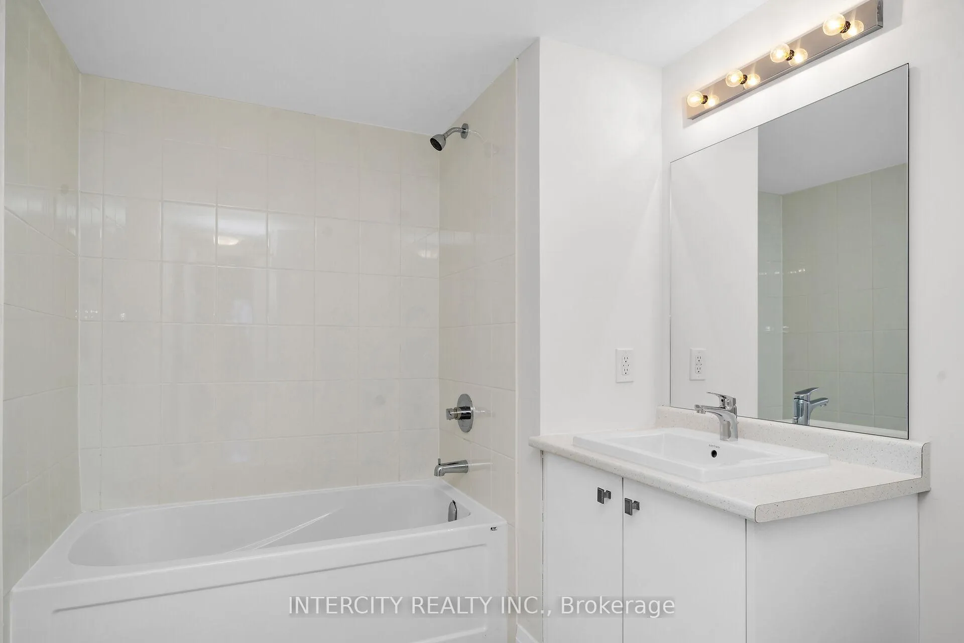 Photo 15 of Unit Unit 20, 79 Marret Lane, Clarington, Newcastle — HOMEH