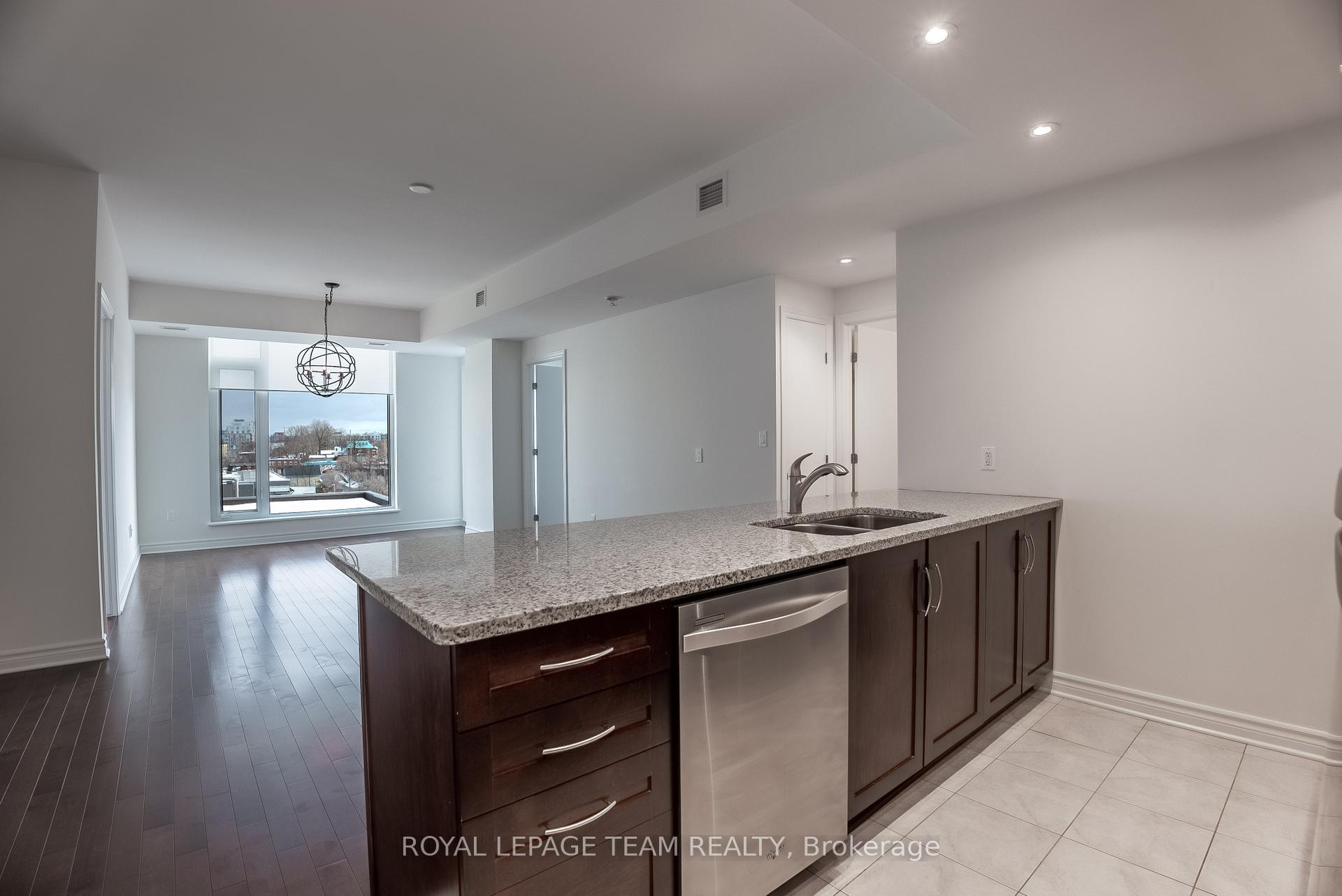 Photo 4 of Unit 609, 575 Byron Avenue, Ottawa, McKellar/Highland — HOMEH