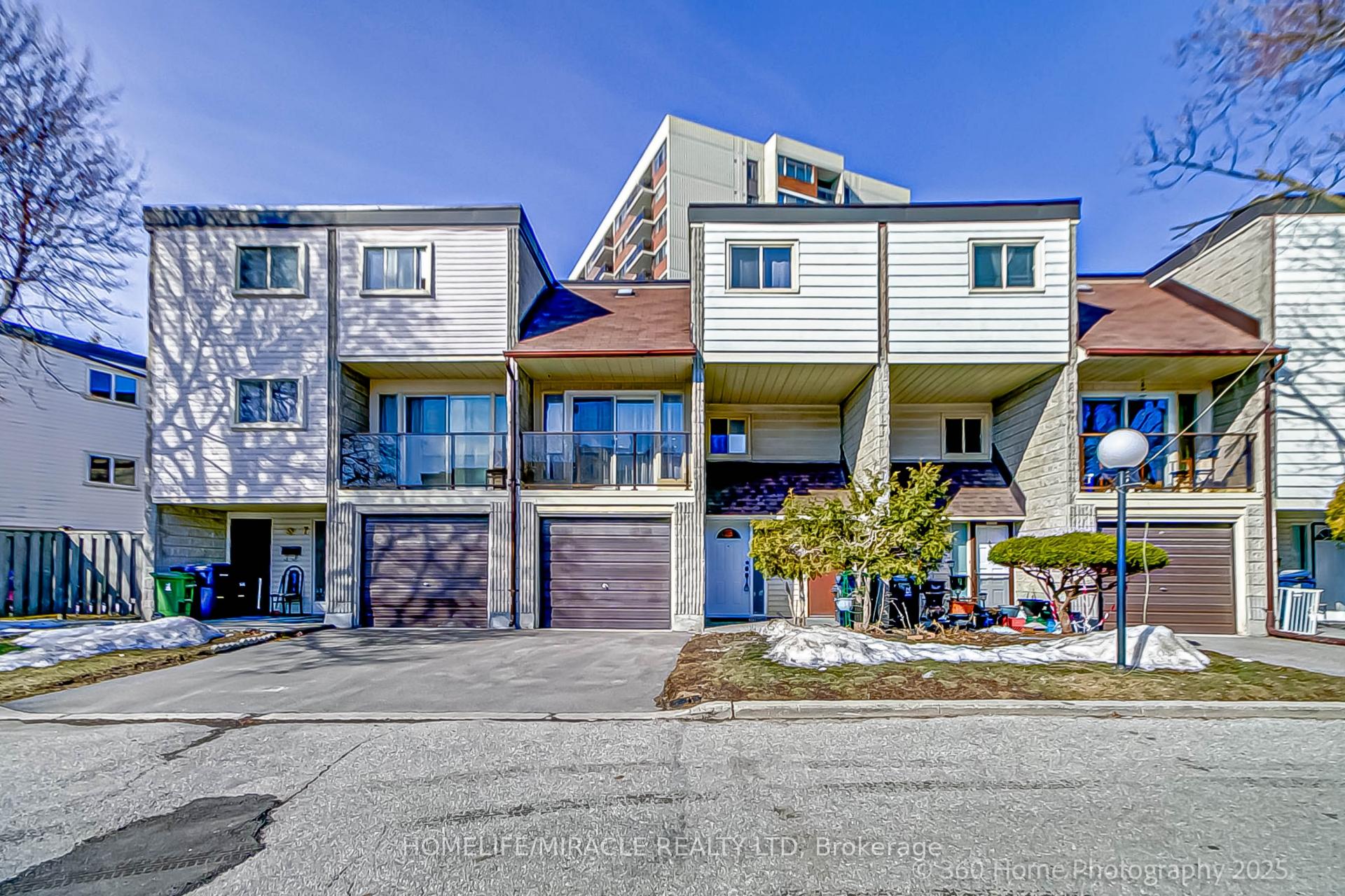 Front of Unit 8, 75 Blackwell Avenue