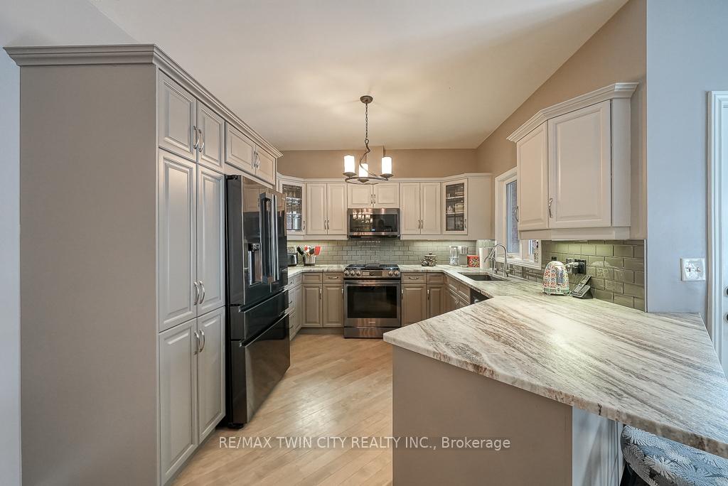 Photo 8 of Unit 30, 360 Erbsville Road, Waterloo — HOMEH
