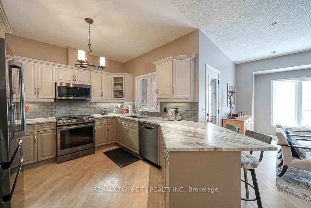 Photo 9 of Unit 30, 360 Erbsville Road, Waterloo — HOMEH