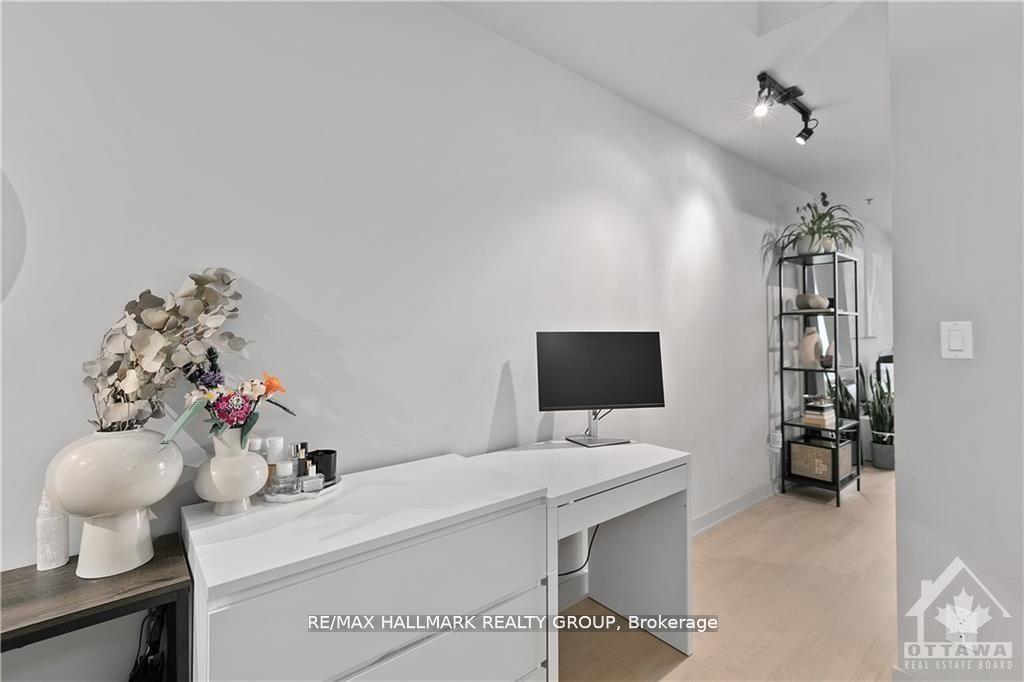 Photo 11 of Unit 707, 203 Catherine Street, Ottawa, Ottawa Centre — HOMEH