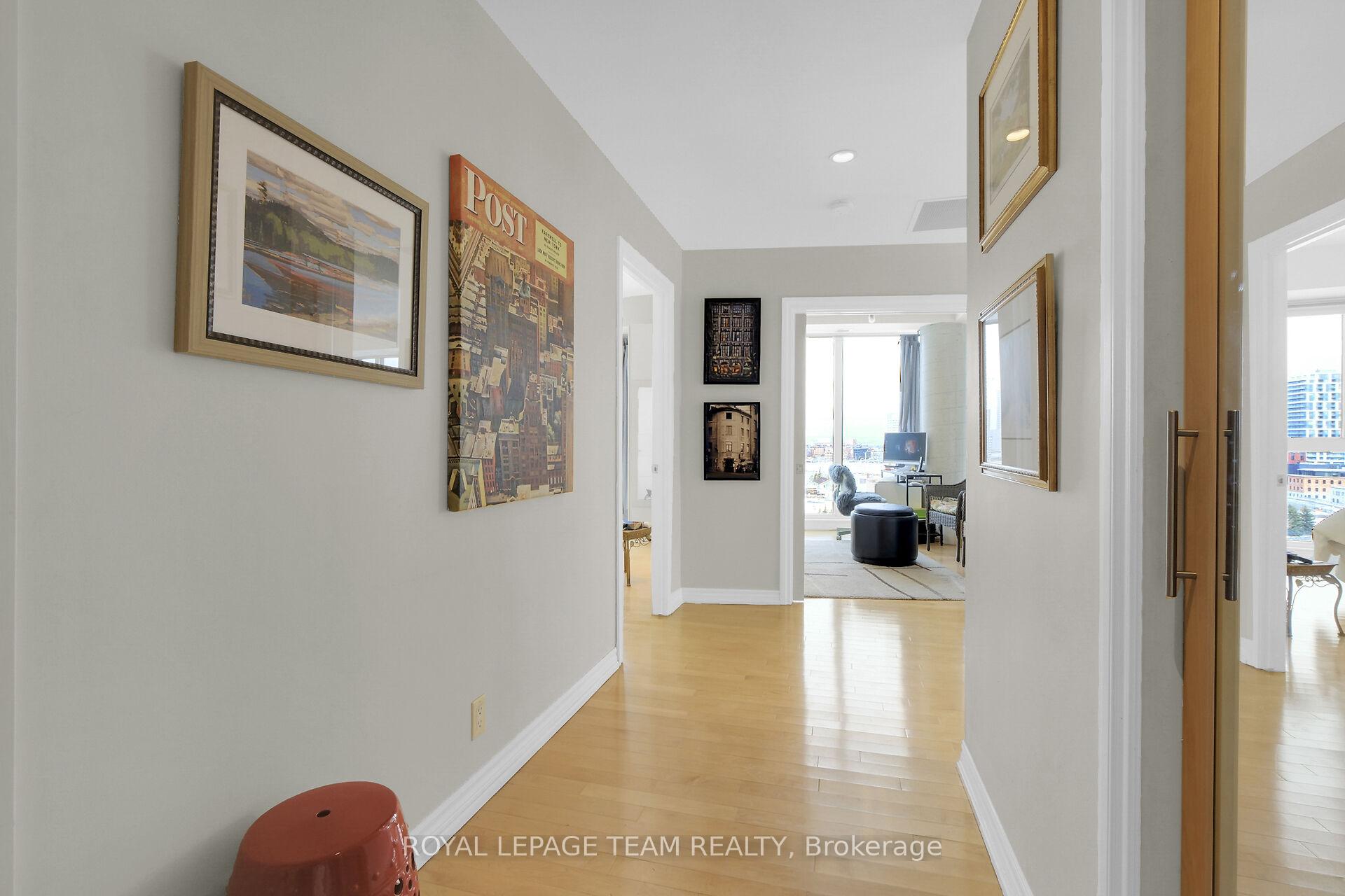 Photo 4 of Unit 1002, 200 Lett Street, Ottawa, West Centre Town — HOMEH