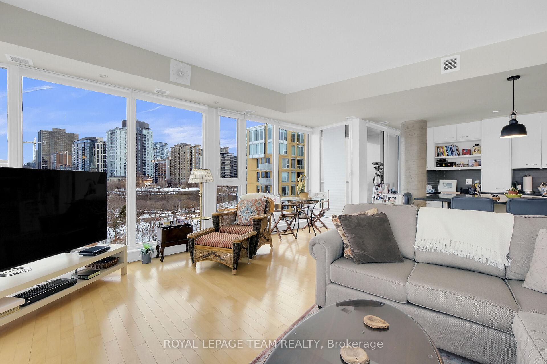 Photo 11 of Unit 1002, 200 Lett Street, Ottawa, West Centre Town — HOMEH