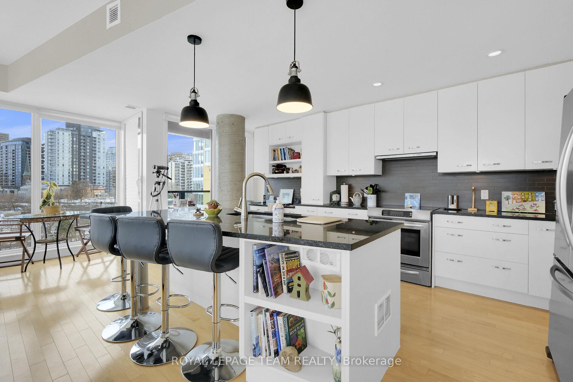 Photo 14 of Unit 1002, 200 Lett Street, Ottawa, West Centre Town — HOMEH