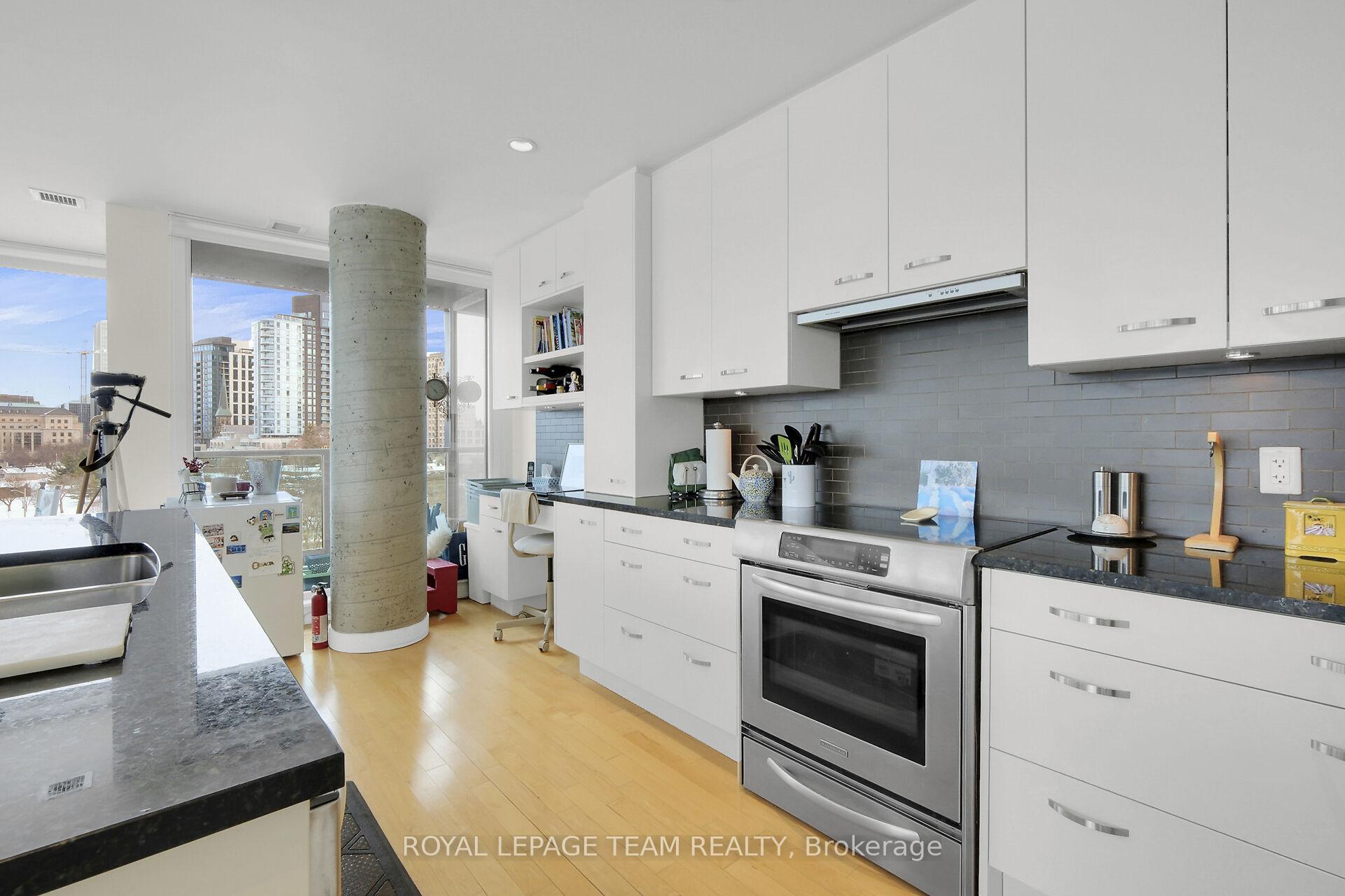 Photo 16 of Unit 1002, 200 Lett Street, Ottawa, West Centre Town — HOMEH