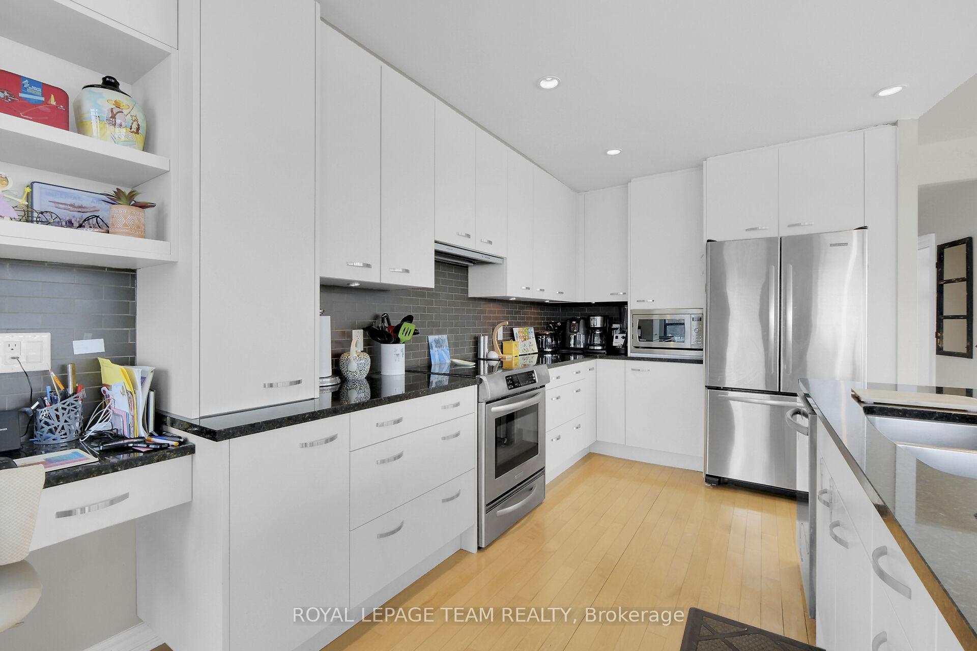 Photo 18 of Unit 1002, 200 Lett Street, Ottawa, West Centre Town — HOMEH
