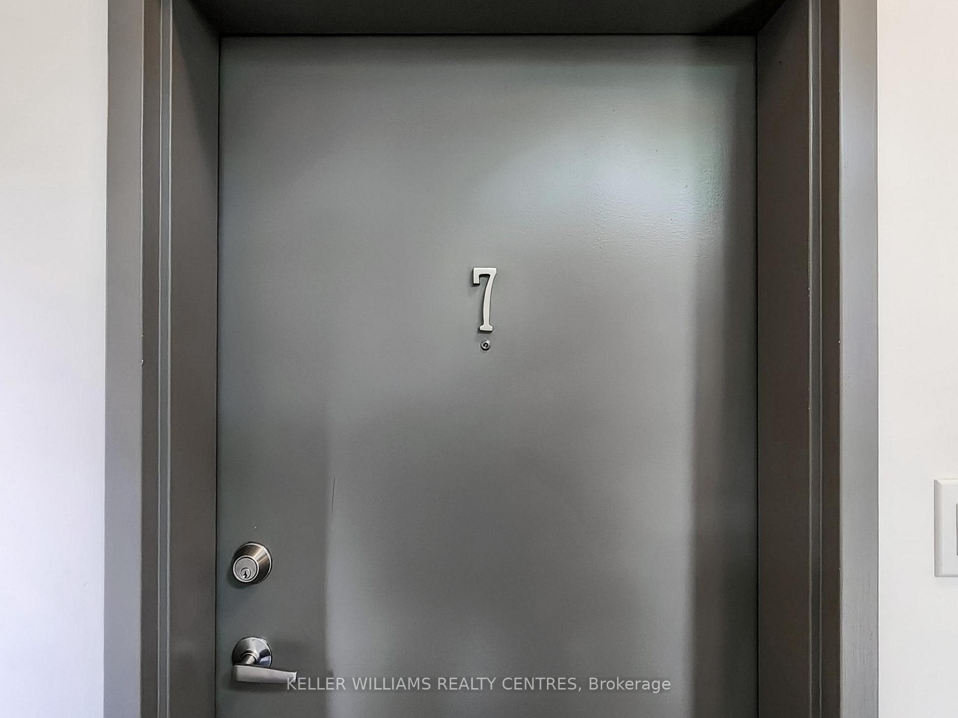 Photo 5 of Unit 7, 133 Sydenham Wells, Barrie, Georgian Drive — HOMEH