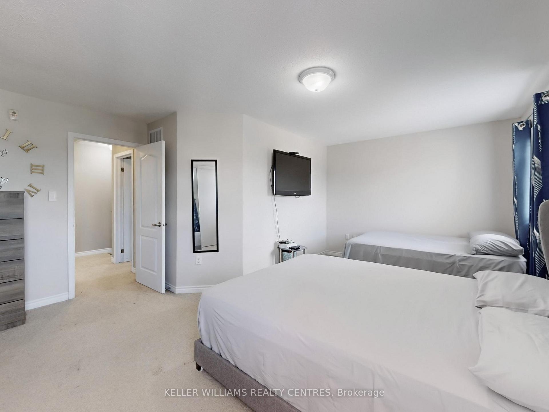 Photo 14 of Unit 7, 133 Sydenham Wells, Barrie, Georgian Drive — HOMEH