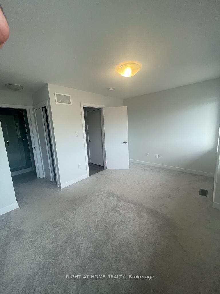 Photo 8 of Unit 46, 48 Markle Crescent, Hamilton, Ancaster — HOMEH