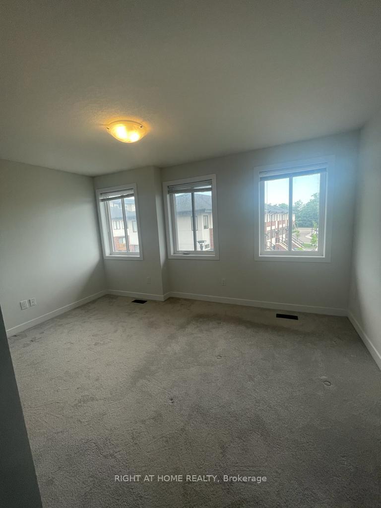 Photo 9 of Unit 46, 48 Markle Crescent, Hamilton, Ancaster — HOMEH