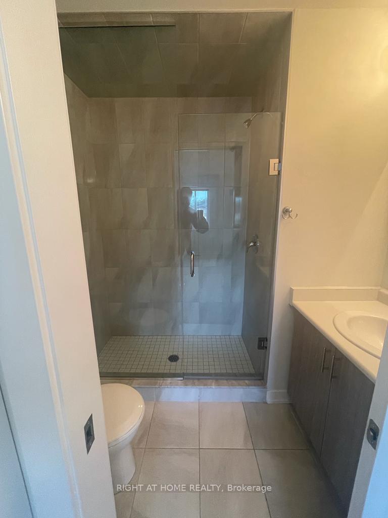 Photo 11 of Unit 46, 48 Markle Crescent, Hamilton, Ancaster — HOMEH