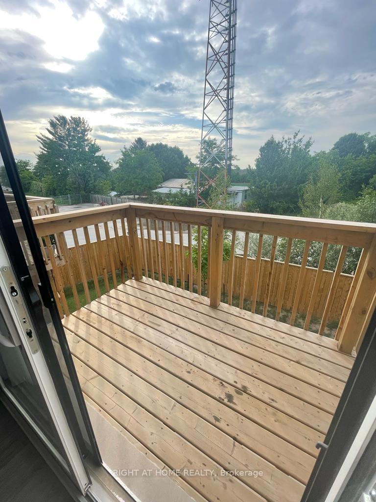 Photo 18 of Unit 46, 48 Markle Crescent, Hamilton, Ancaster — HOMEH