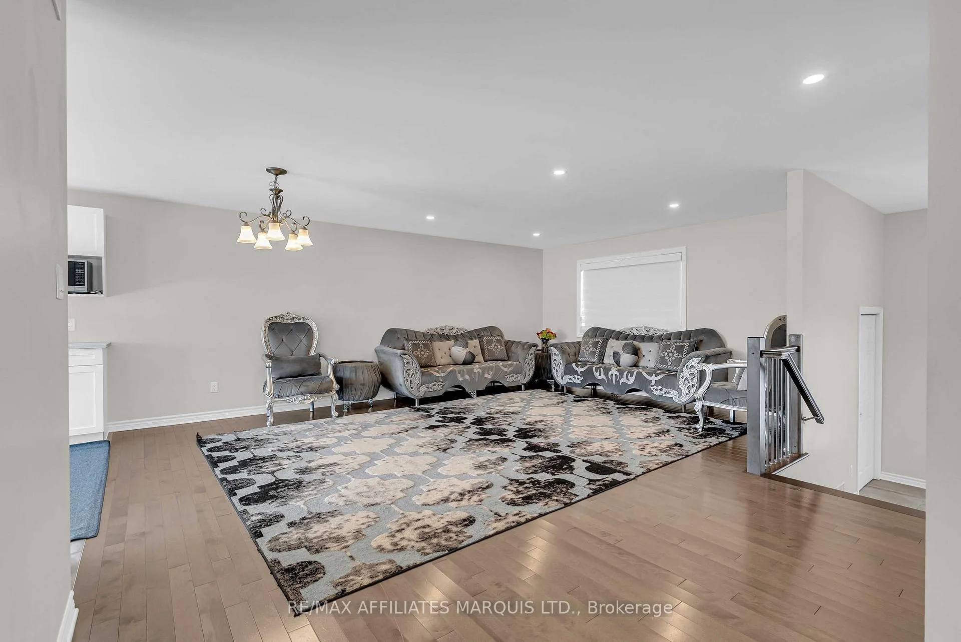 Photo 3 of 109 Leonia Street, Cornwall — HOMEH
