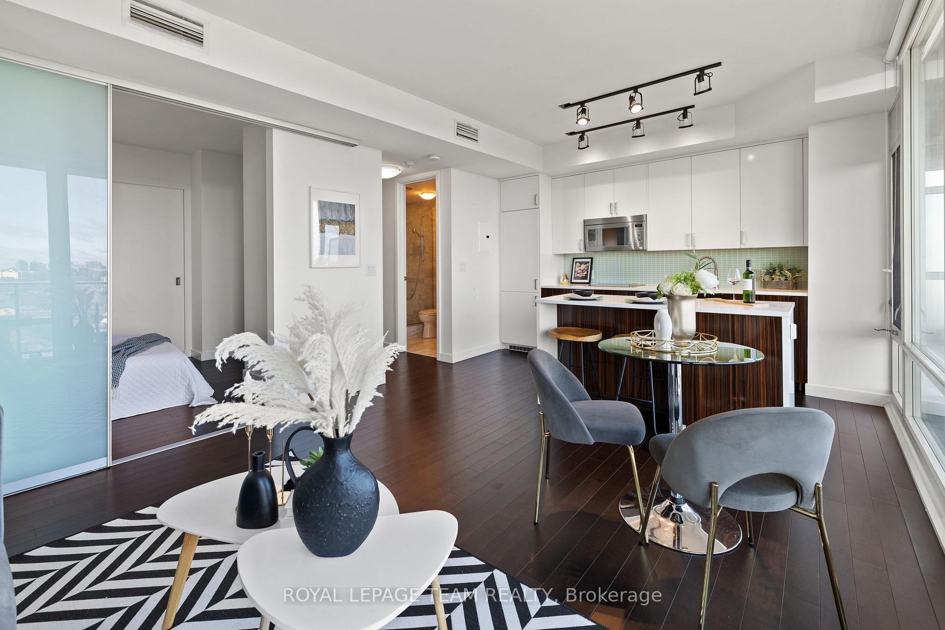 Photo 3 of Unit 1408, 201 Parkdale Avenue, Ottawa, Mechanicsville — HOMEH