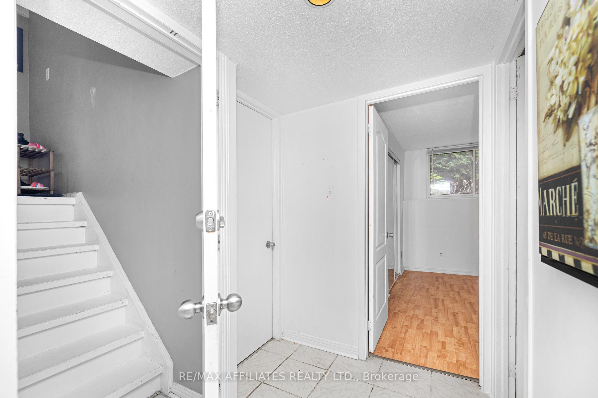 Photo 29 of 306 Woodfield Drive, Ottawa, Tanglewood — HOMEH
