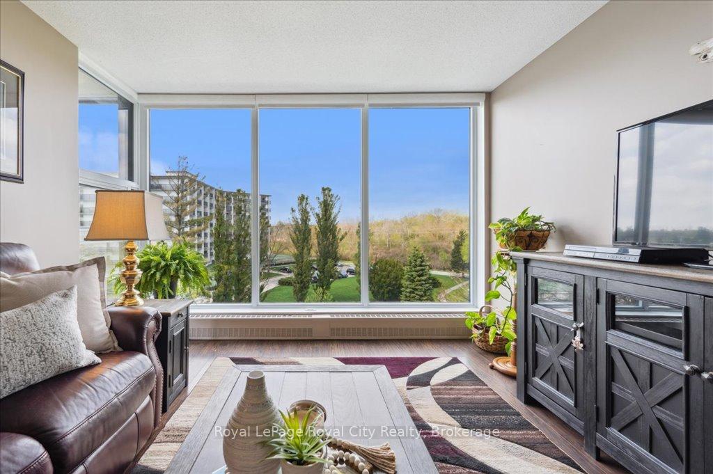 Photo 12 of Unit 311, 19 Woodlawn Road E, Guelph, Riverside Park — HOMEH